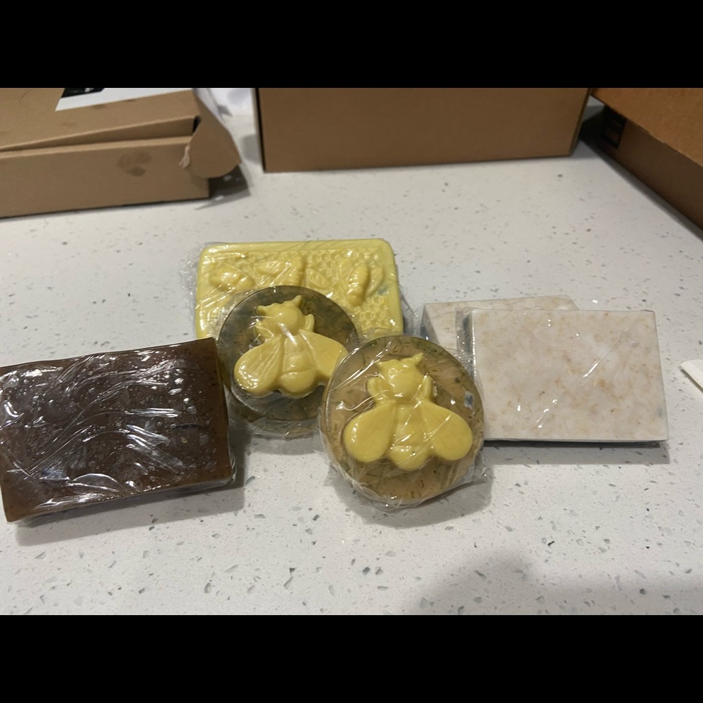 Natural soap - Picture 3 of 5
